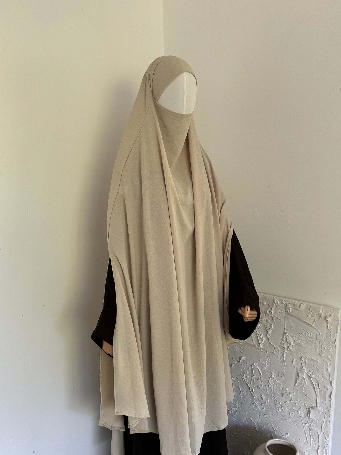 KHIMAR HAYA