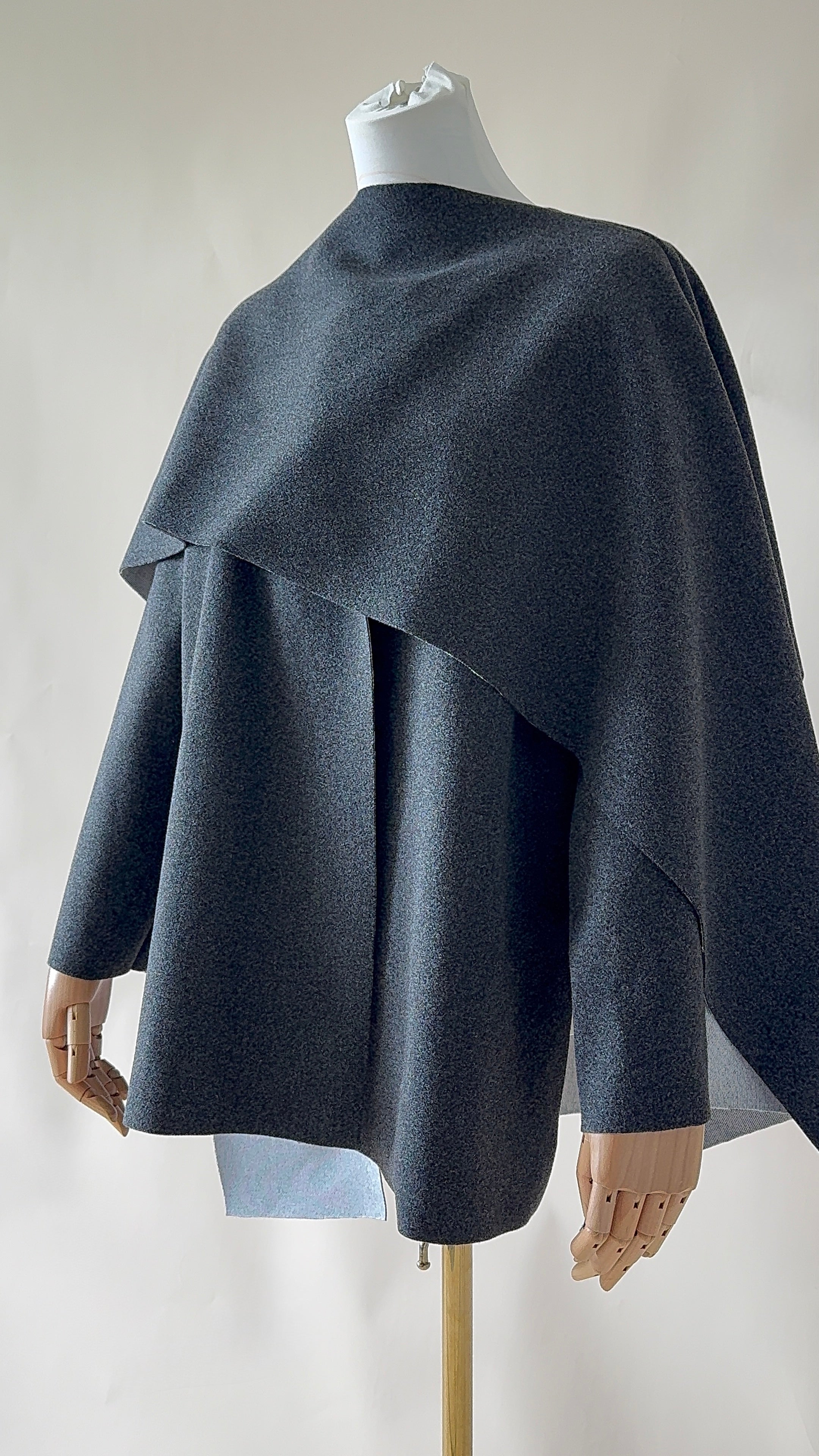 PONCHO LAYAL