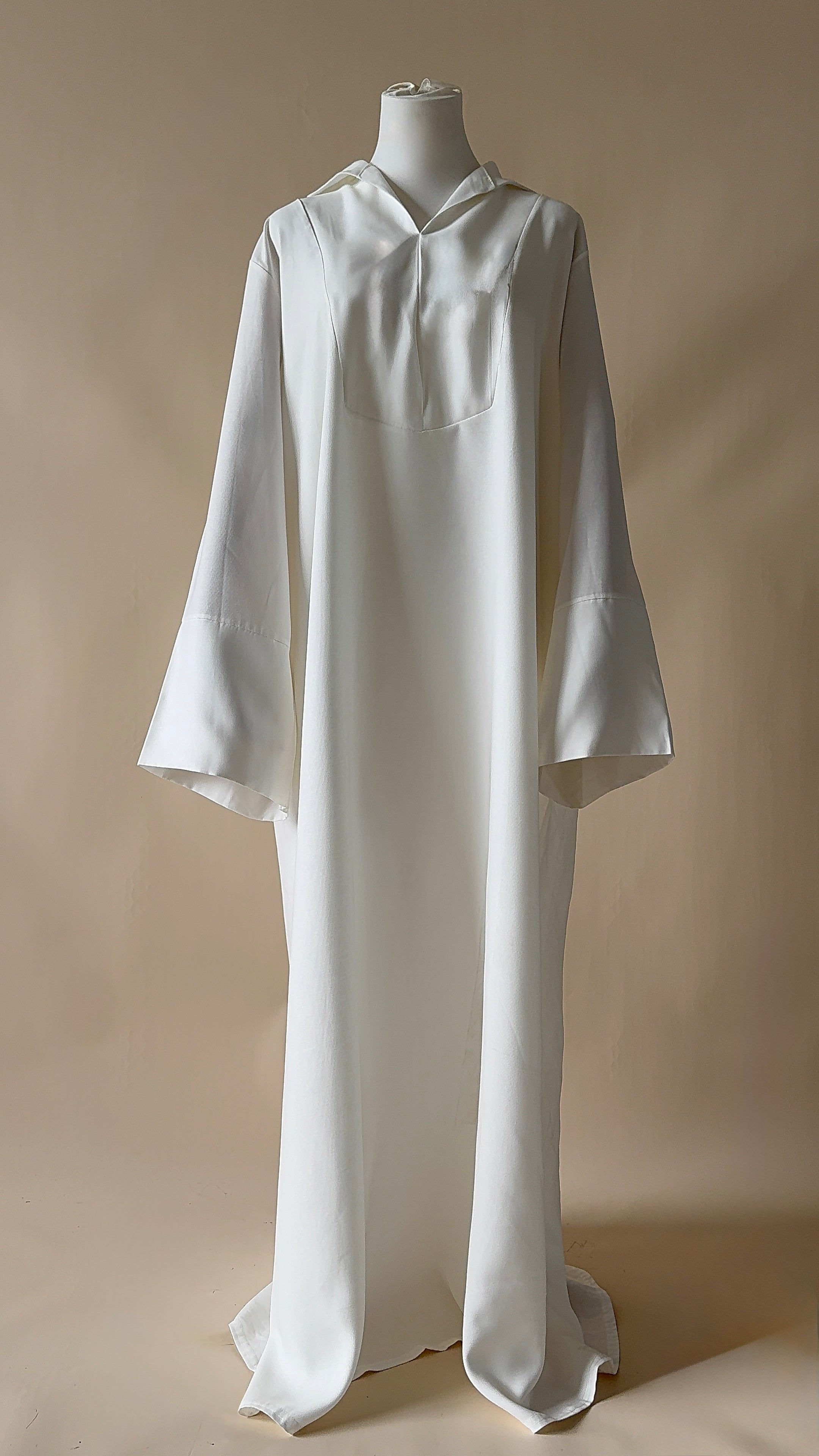 ABAYA LINA