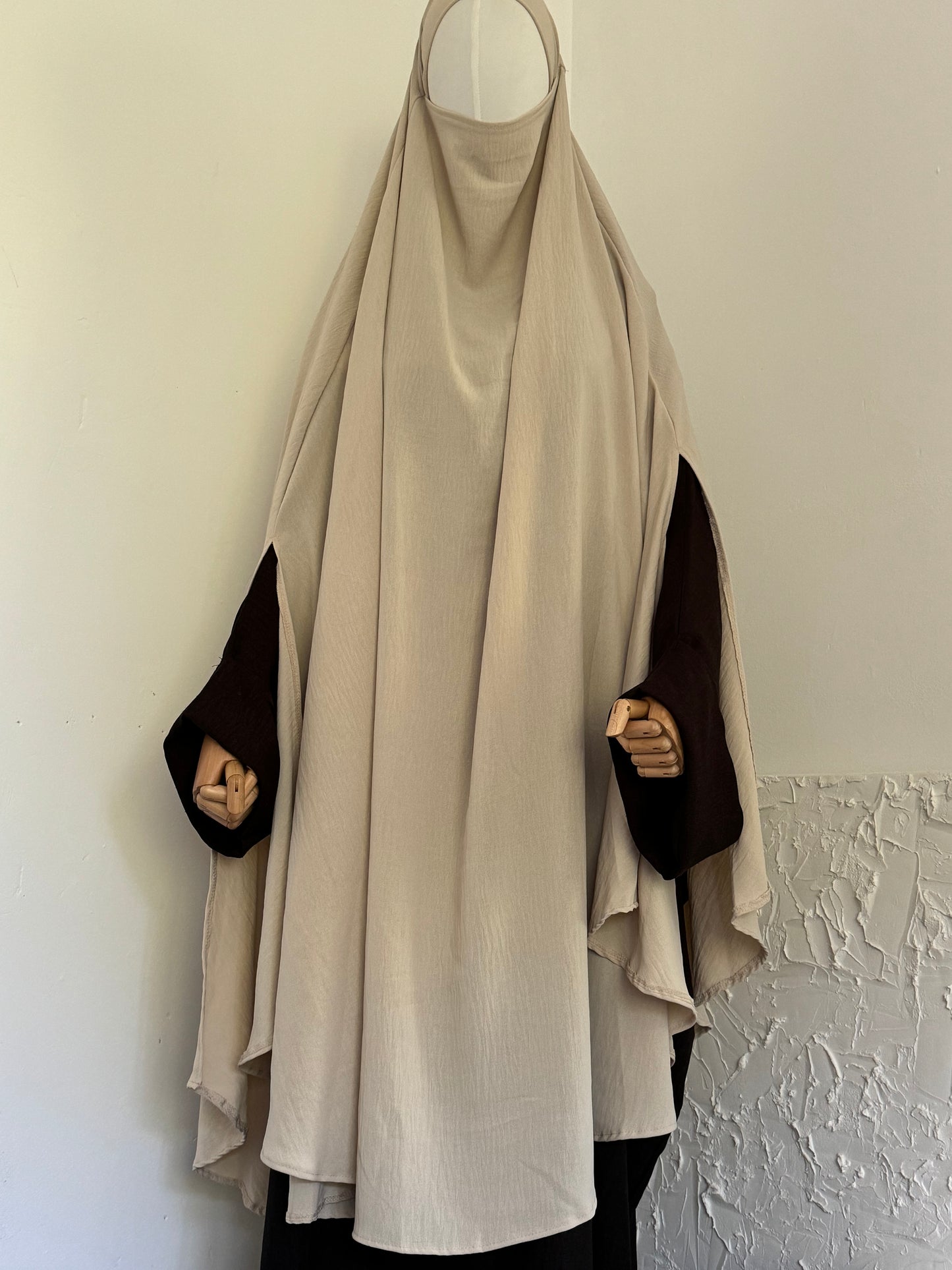 KHIMAR HAYA