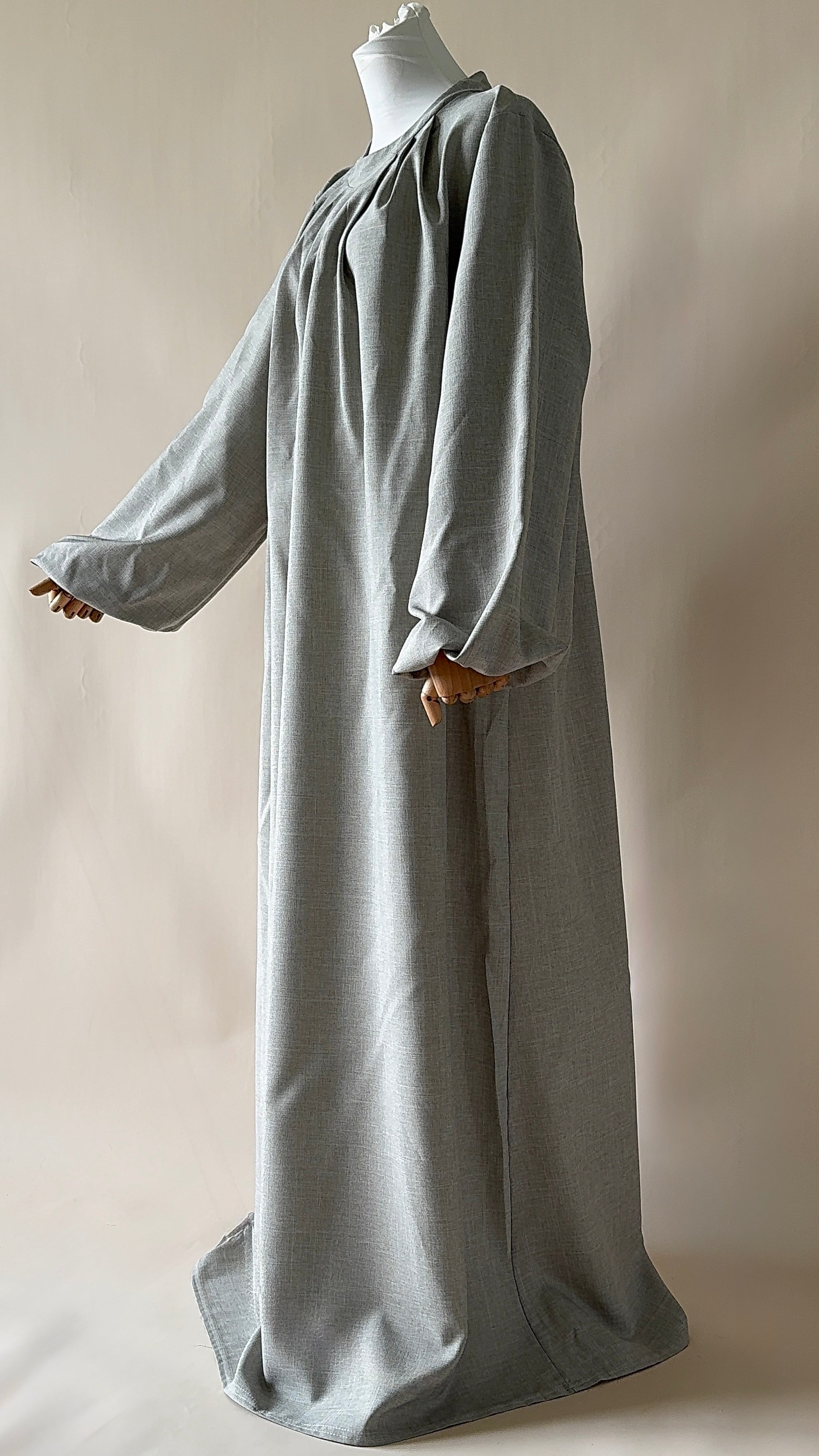 ABAYA DANA