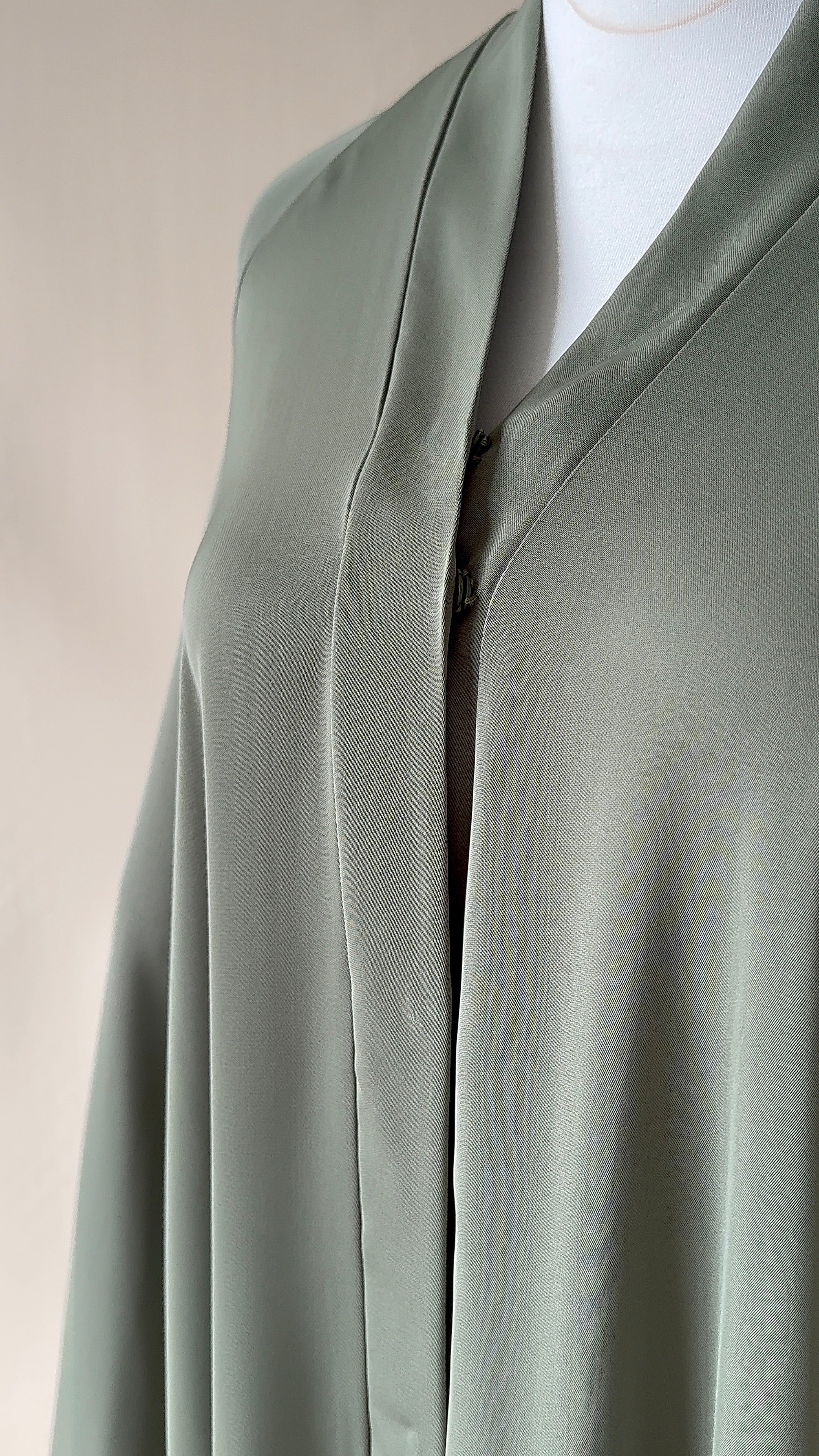 ABAYA EMIRATI