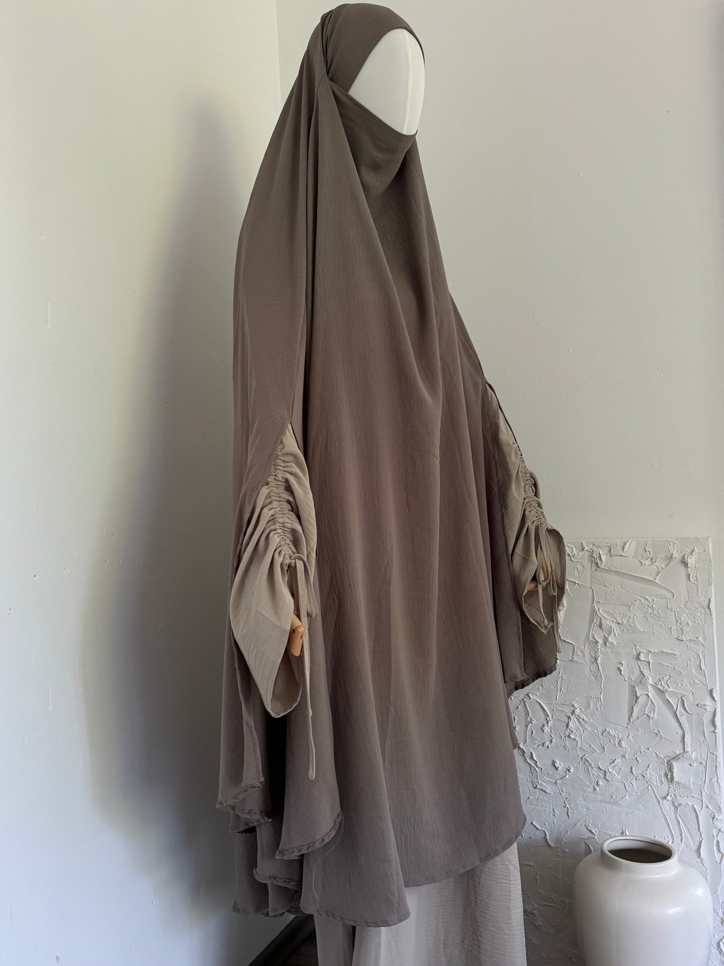 KHIMAR HAYA