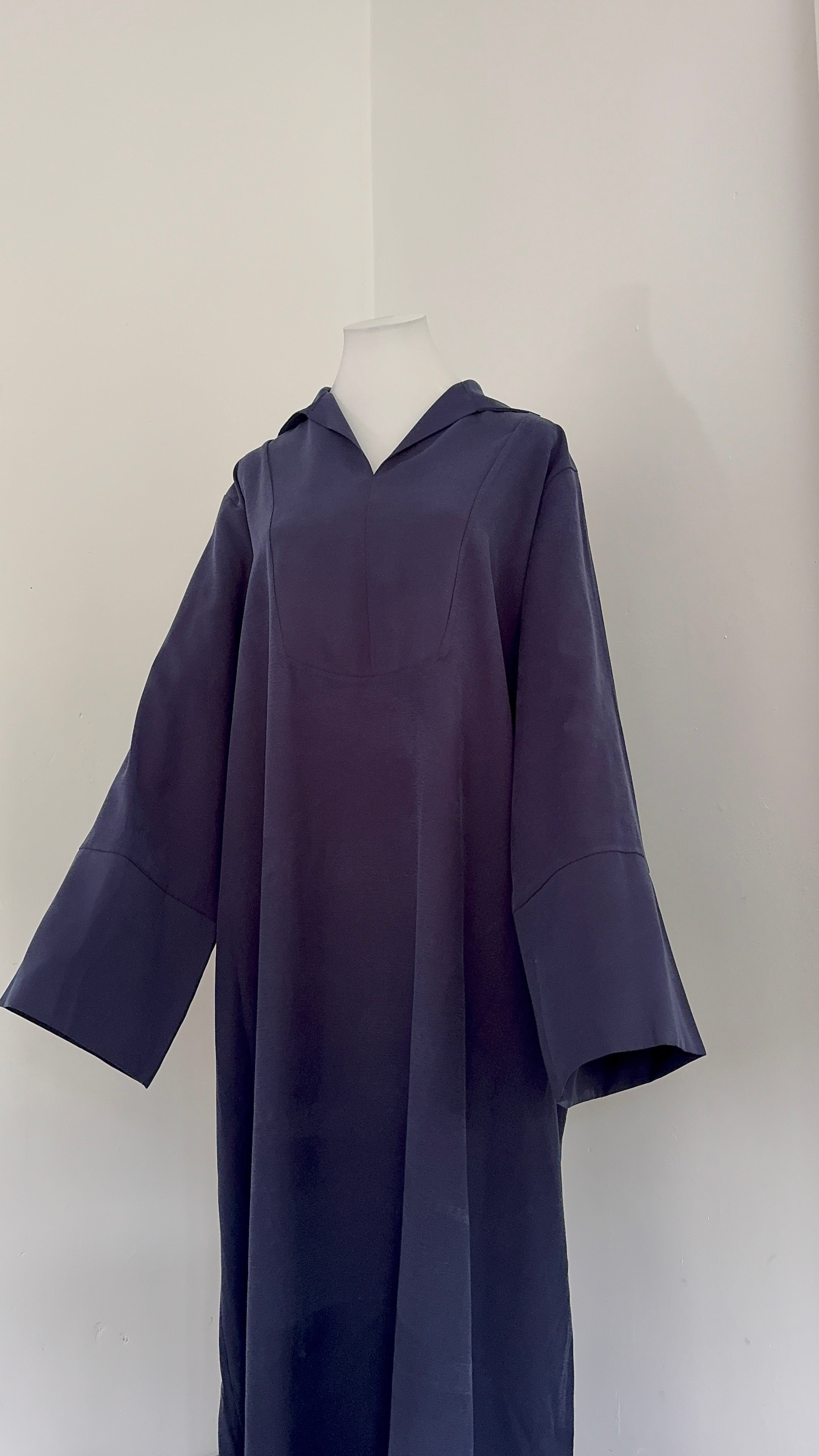 ABAYA LINA
