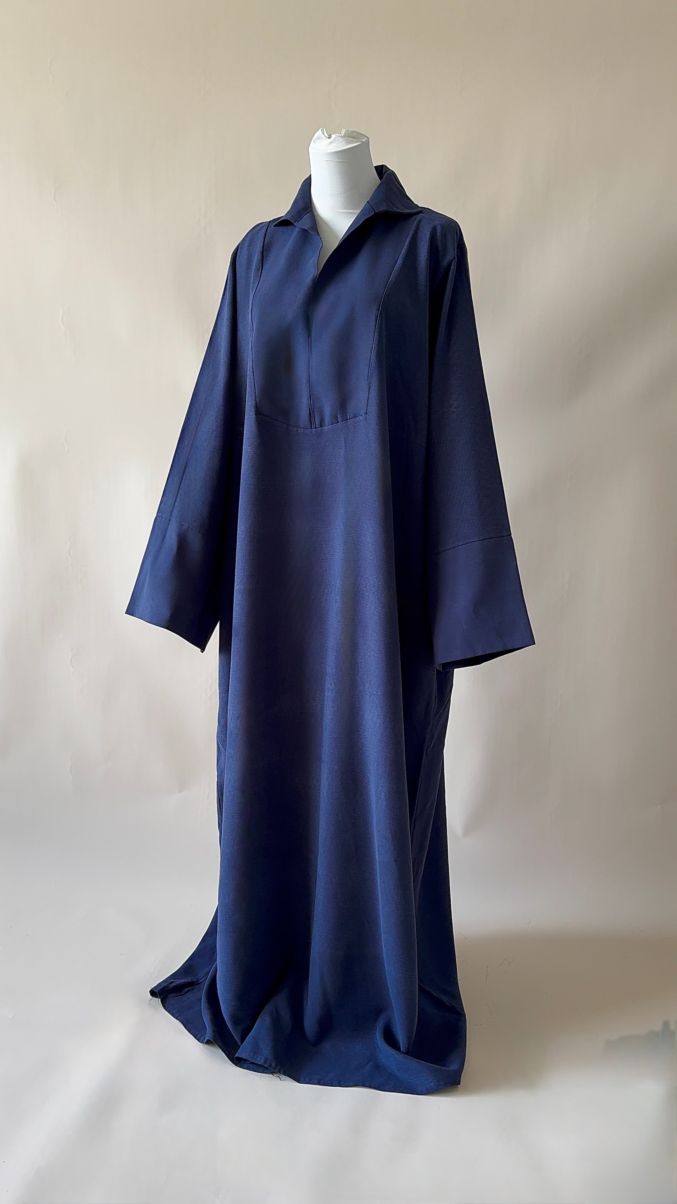 ABAYA LINA