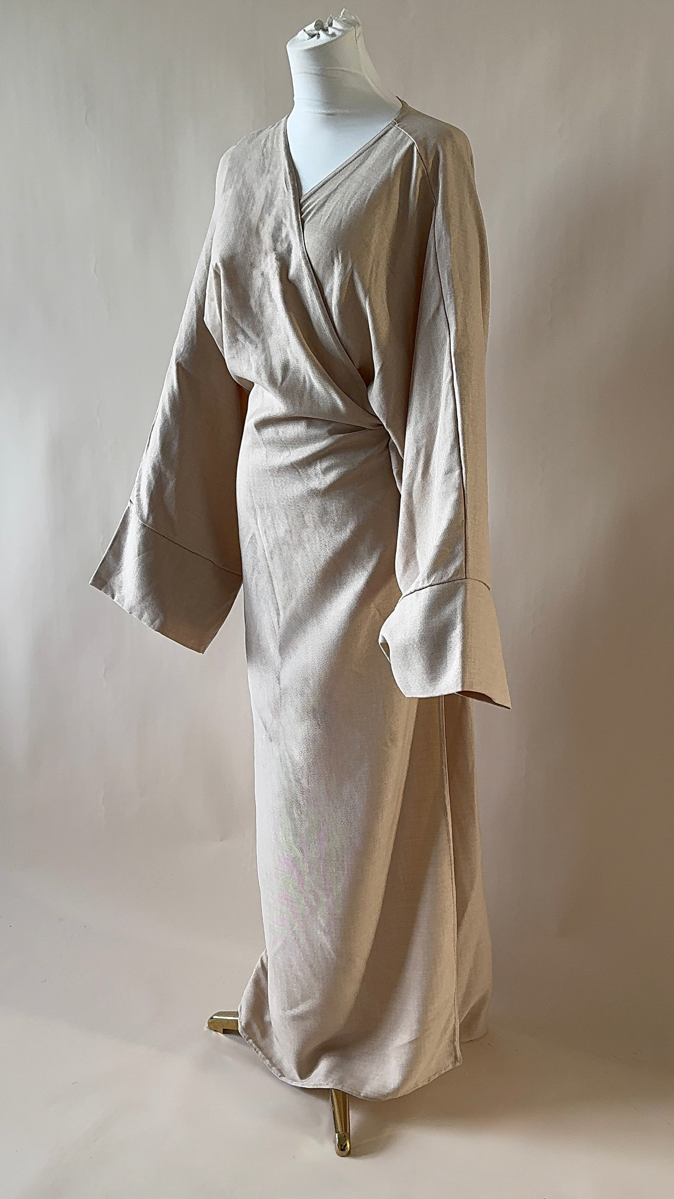 WICKELKLEID SARAA